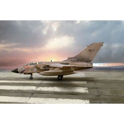 Italeri Avião Tornado GR.1 Gulf War 1/72