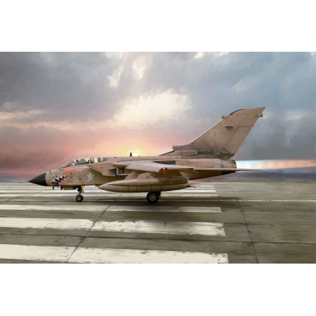 Italeri Avião Tornado GR.1 Gulf War 1/72